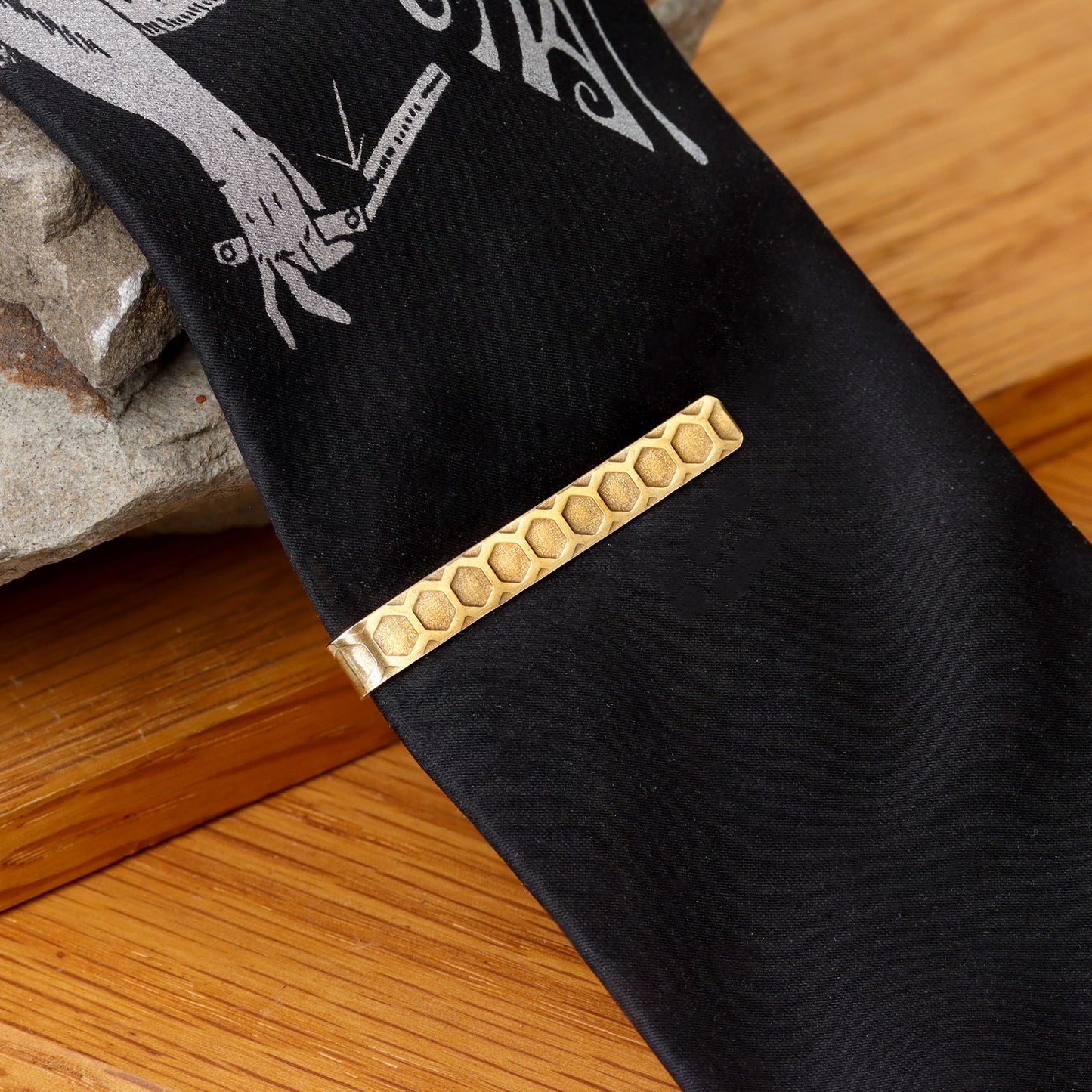 Patterned Tie Bar