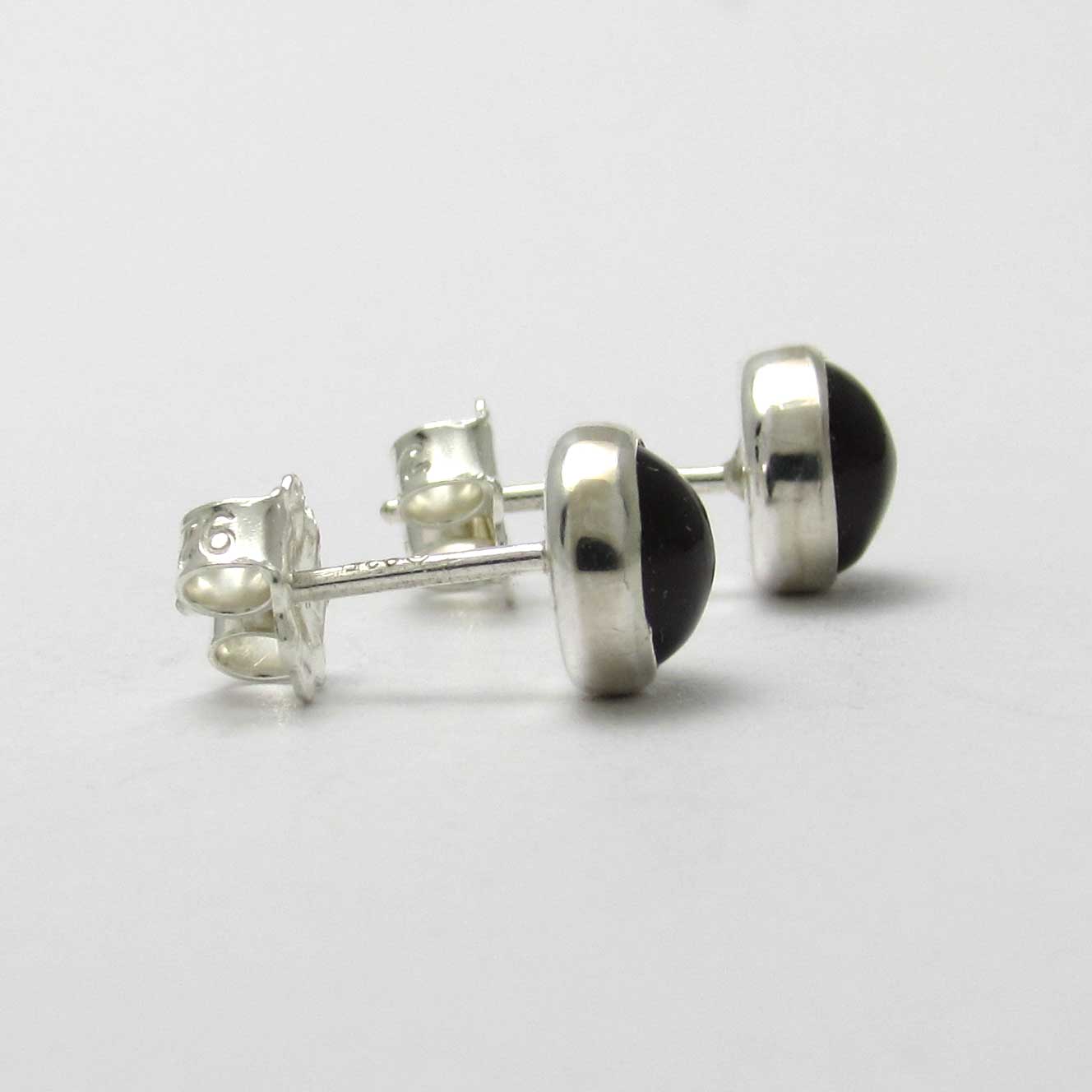 6mm Onyx Stud Earrings - TheExCB