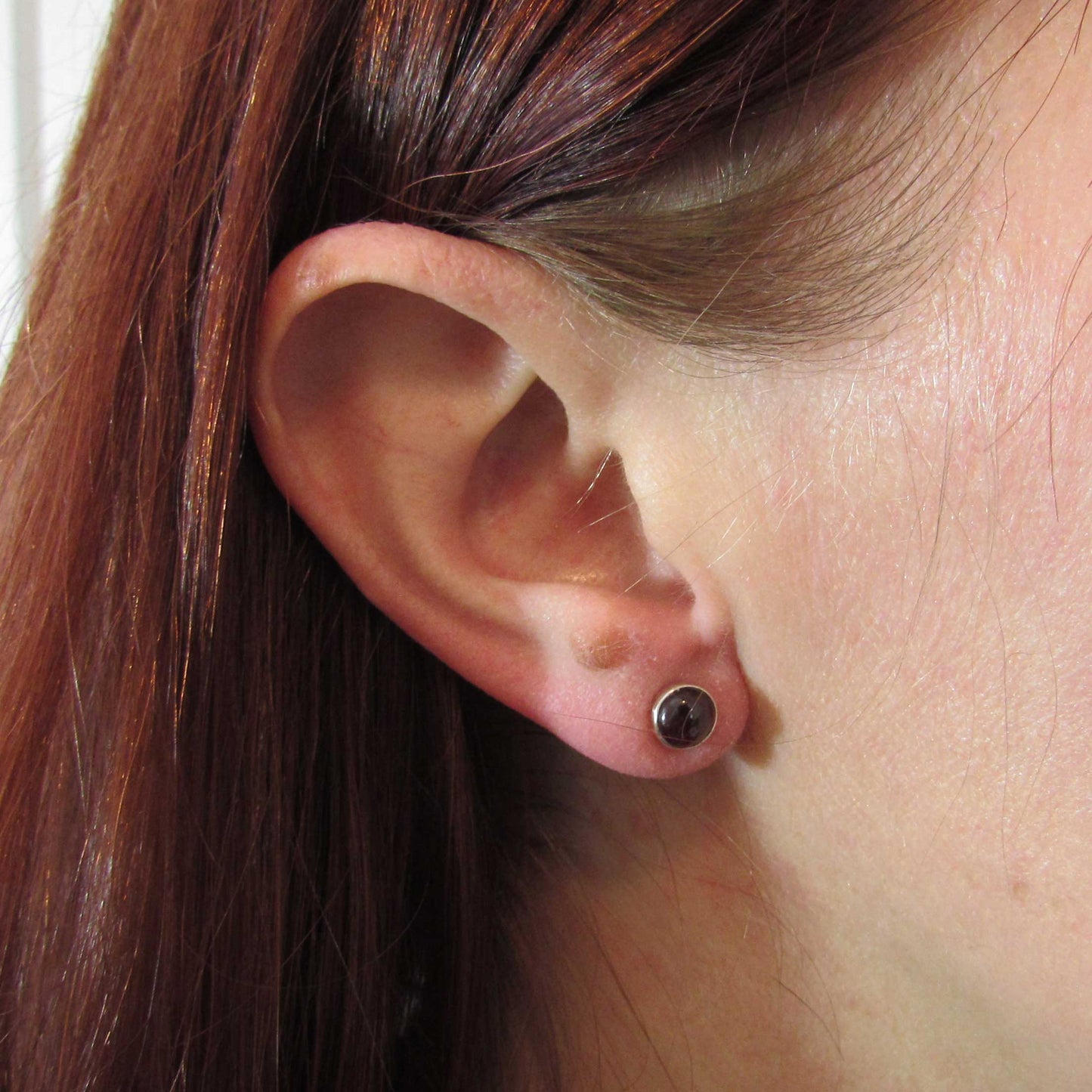 6mm Onyx Stud Earrings - TheExCB