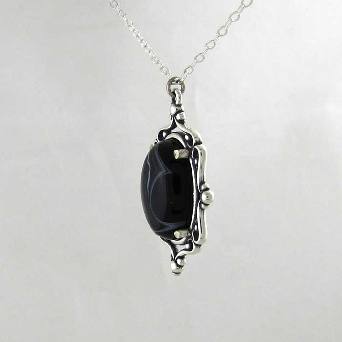 Black Agate Cameo Pendant - TheExCB