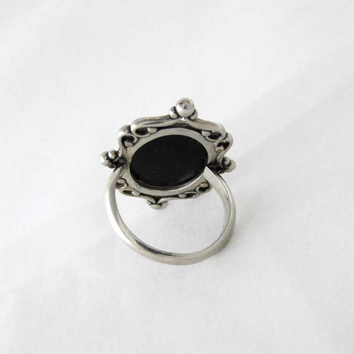 Classic Cameo Ring - TheExCB