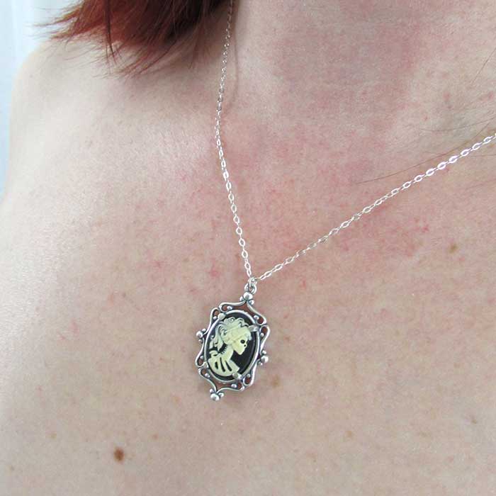 Skeleton Cameo Pendant - TheExCB